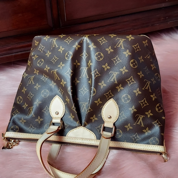 Authentic Louis Vuitton Bag - Picture 10 of 15